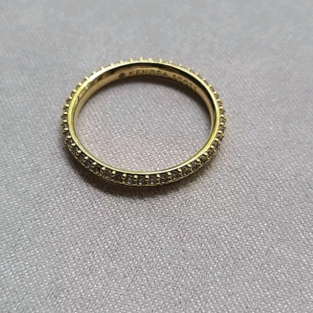 Kendra Scott crystal band ring size 8